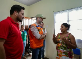 Governador Clécio e Prefeitura de Ferreira Gomes reforçam assistência a 200 famílias atingidas pela cheia do Rio Araguari