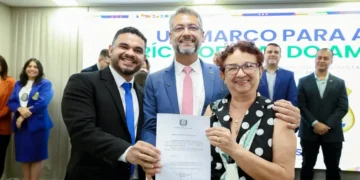 Clécio Luís nomeia 17 novos servidores da Polícia Científica e anuncia obras de R$ 20 milhões para fortalecer perícia no Amapá