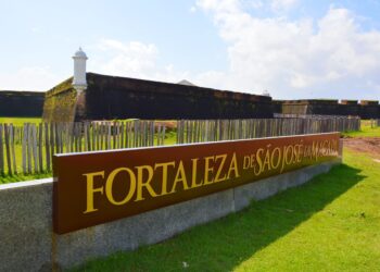 Urbanização da Fortaleza de São José avança com novo calçamento, paisagismo e melhorias de acessibilidade