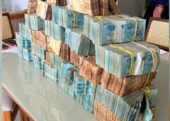 Operação contra facção apreende cerca de R$ 2 milhões em espécie e bloqueia valores no Amapá