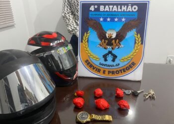 Motociclista foge de abordagem e é detido com porções de droga durante patrulhamento em Santana